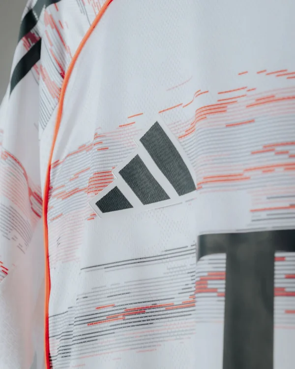 Bayern Away Jersey 2025-26 (Player Version) - Image 3
