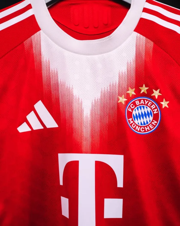 Bayern Munich Home Jersey 25/26 (Player Version) - Image 2