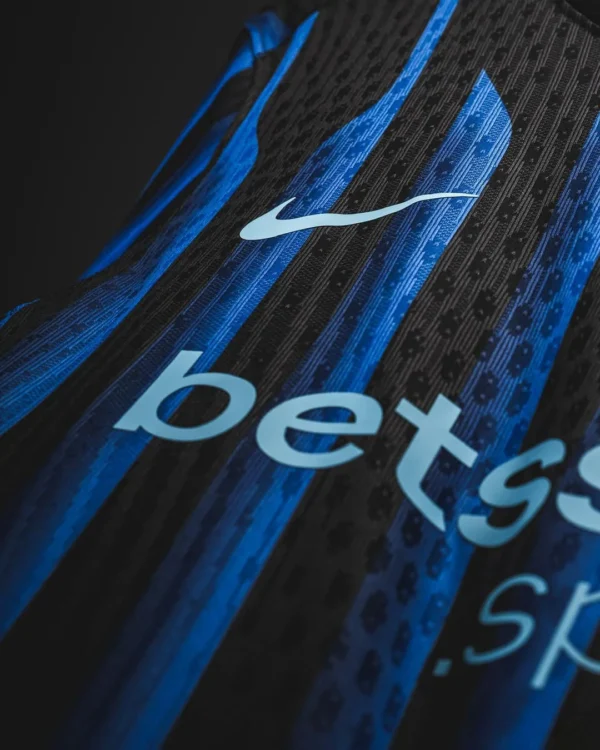 Inter Milan Home Jersey 2025-26 (Player Version) - Image 4